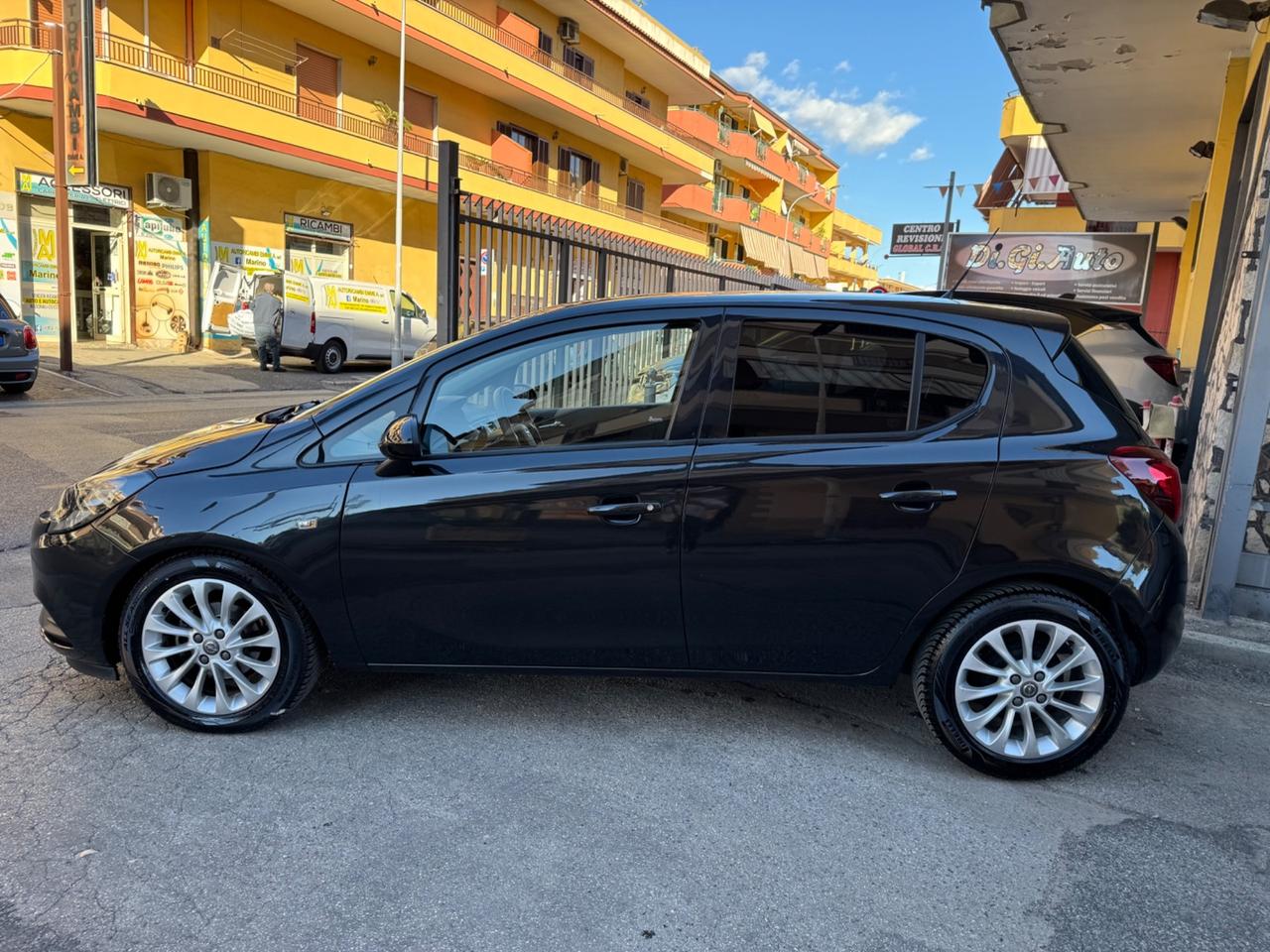 Opel Corsa 1.4 90CV GPL Tech 5 porte Elegance