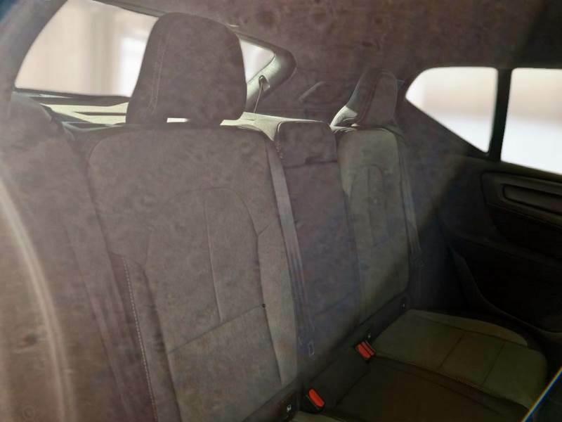 VOLVO XC40 T4 RECHARGE PLUG-IN AUTO PLUS BRIGHT SUV