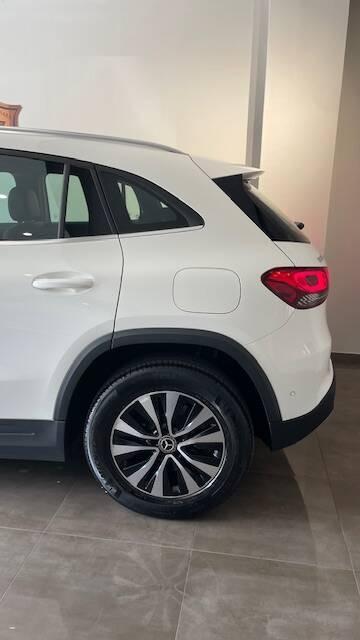 Mercedes Classe GLA 250 e phev (eq-power) Business Extra auto