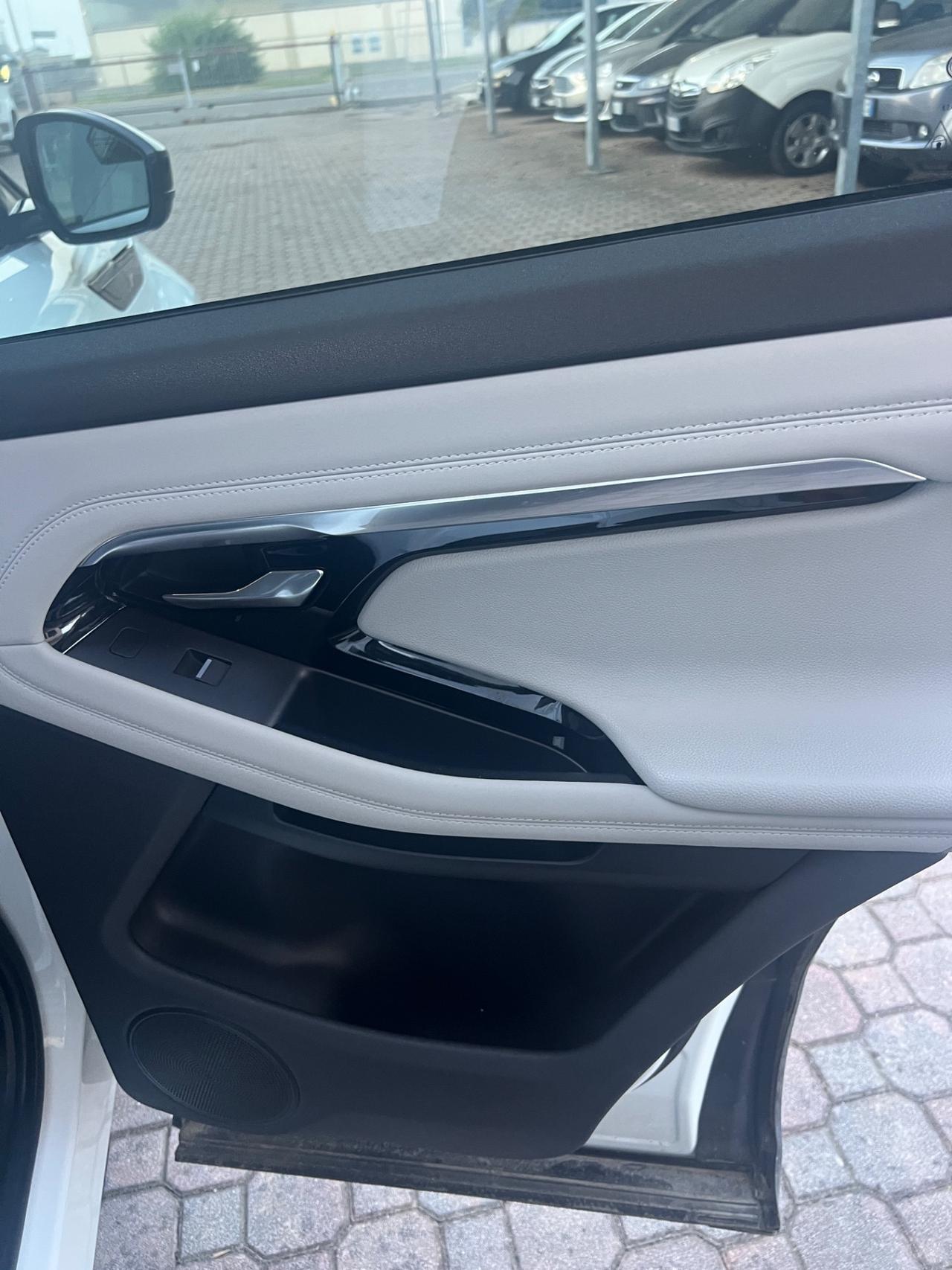 Land Rover Range Evoque 2.0D I4-L.Flw 150 CV R-Dynamic S