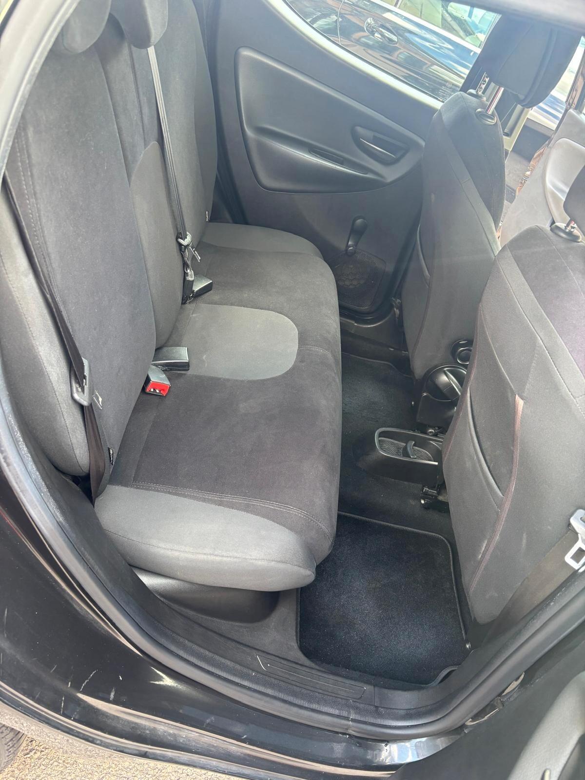 Lancia Ypsilon 1.2 69 CV 5 porte GPL Ecochic Gold