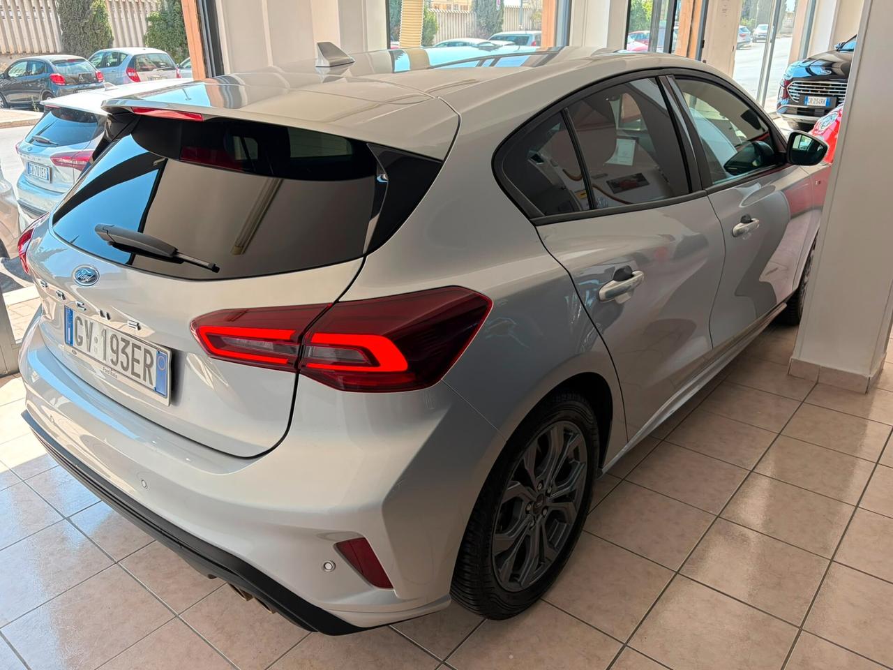 Ford Focus 1.0 EcoBoost Hybrid 125 CV 5p. ST-Line