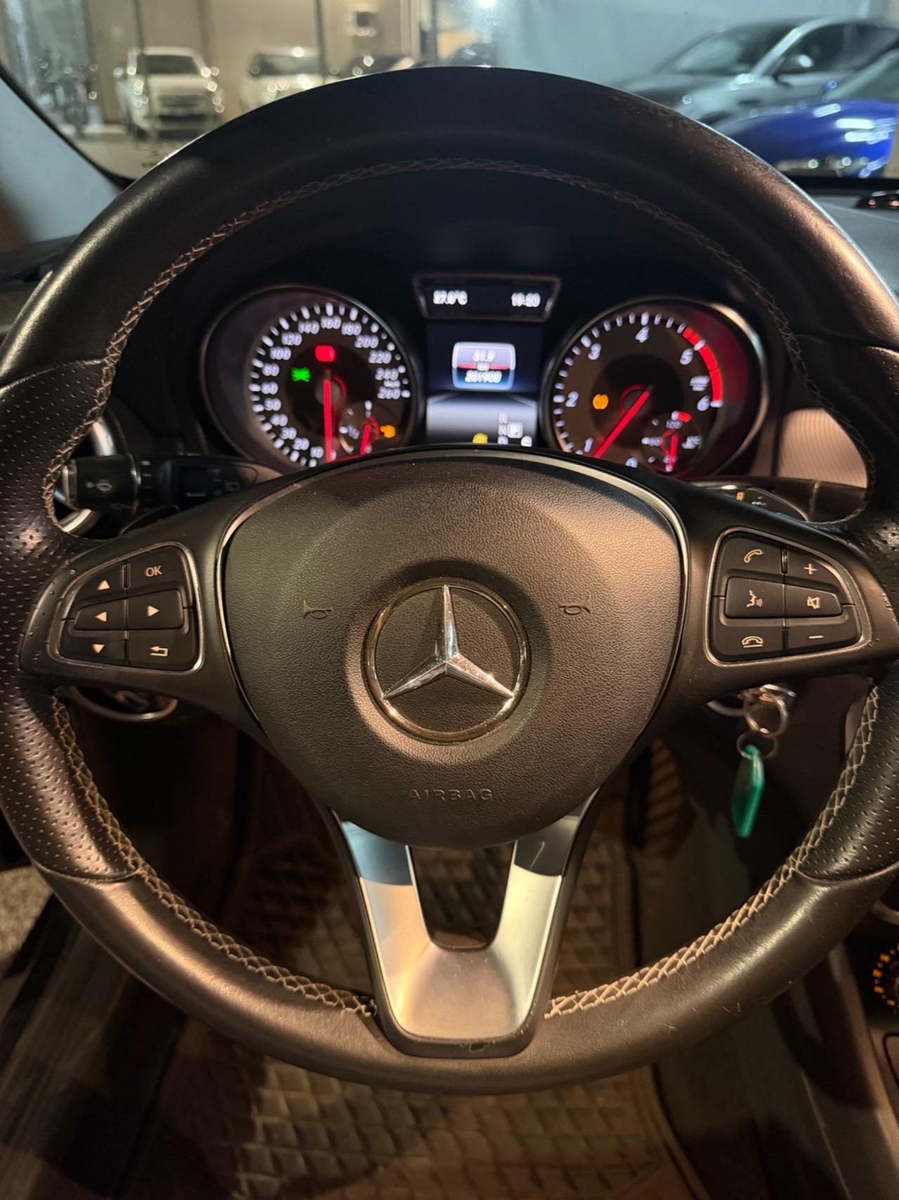 Mercedes-benz GLA 200 d Automatic Premium