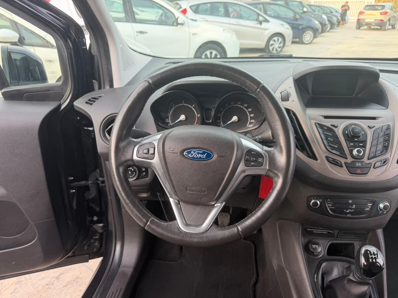 Ford Tourneo Courier 1.5 TDCI 75 CV Titanium