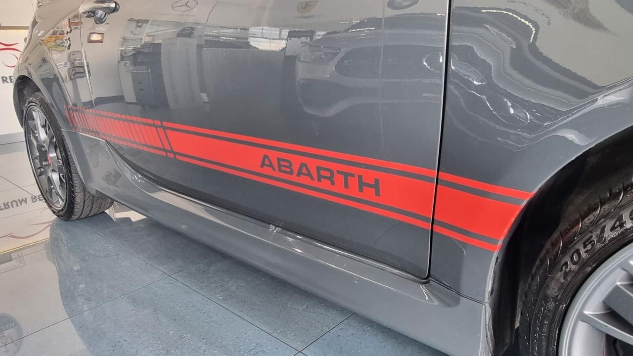 Abarth 595 C 1.4 Turbo T-Jet 145 CV