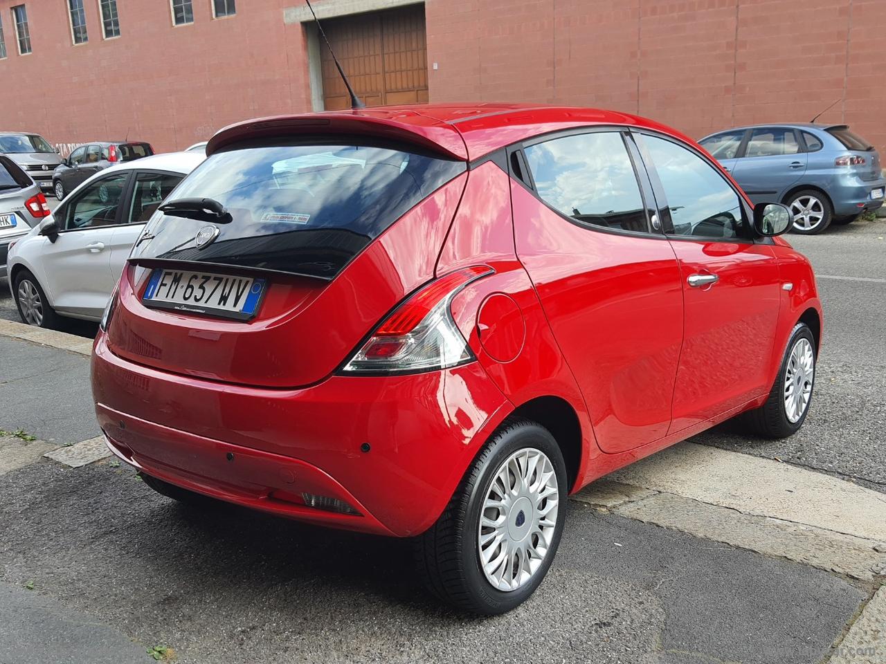 LANCIA Ypsilon 1.2 69 CV 5p. GPL Ecochic