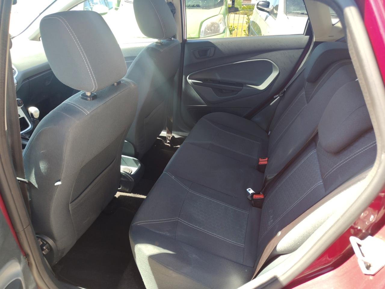 Ford Fiesta 1.4 TDCi 5p. Titanium