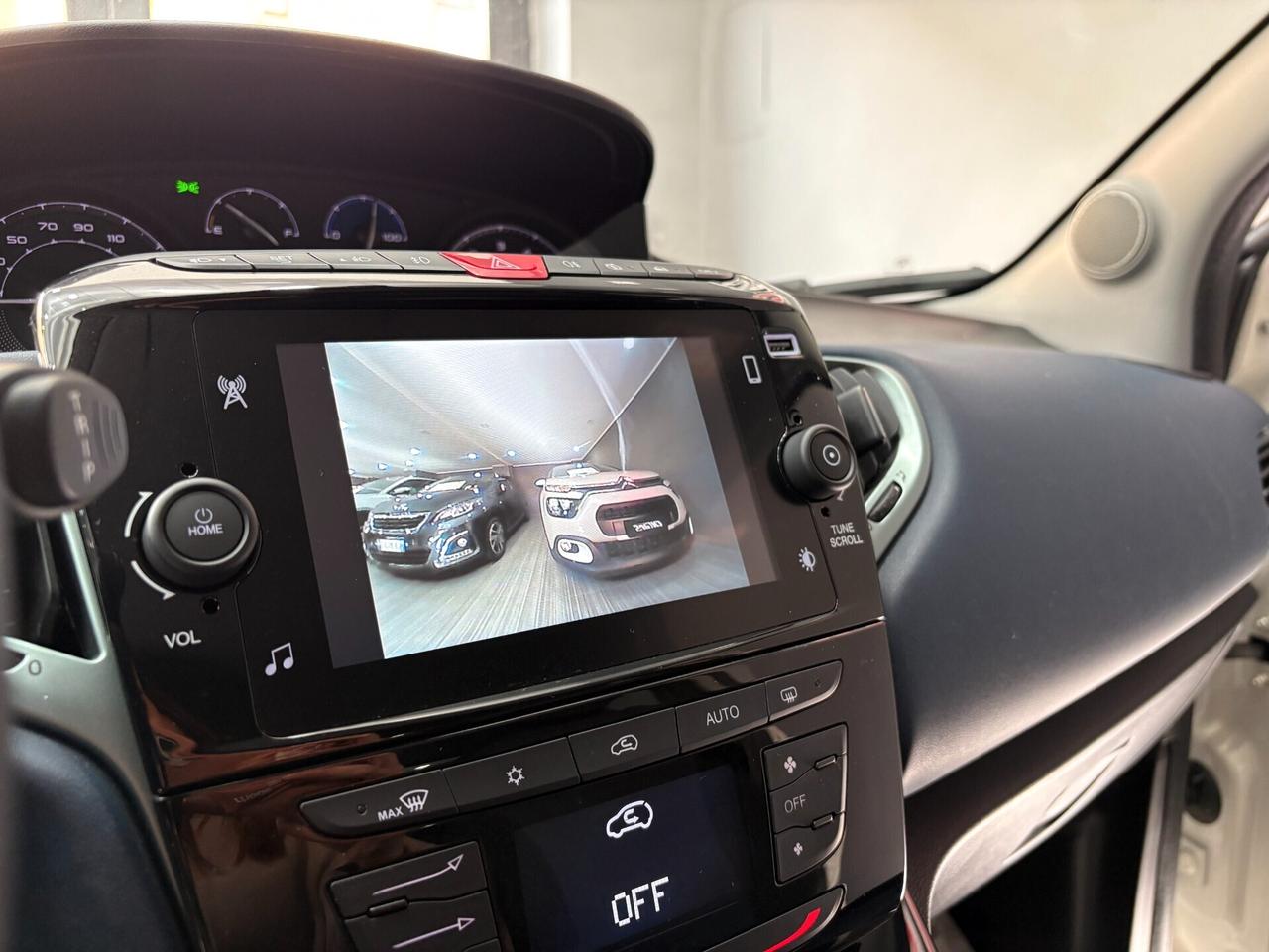 Lancia Ypsilon 1.0 Hybrid 70cv Platino ITALIANA FULL