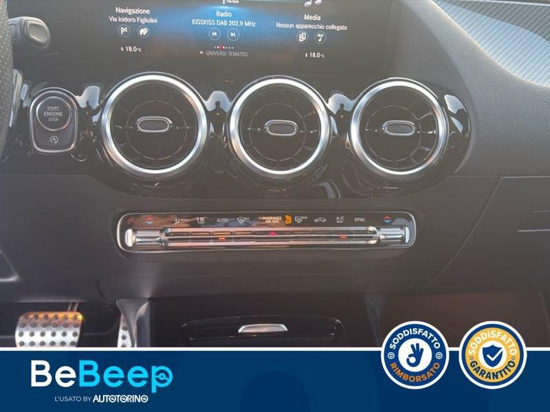 Mercedes-Benz GLA 200 D PREMIUM 4MATIC AUTO