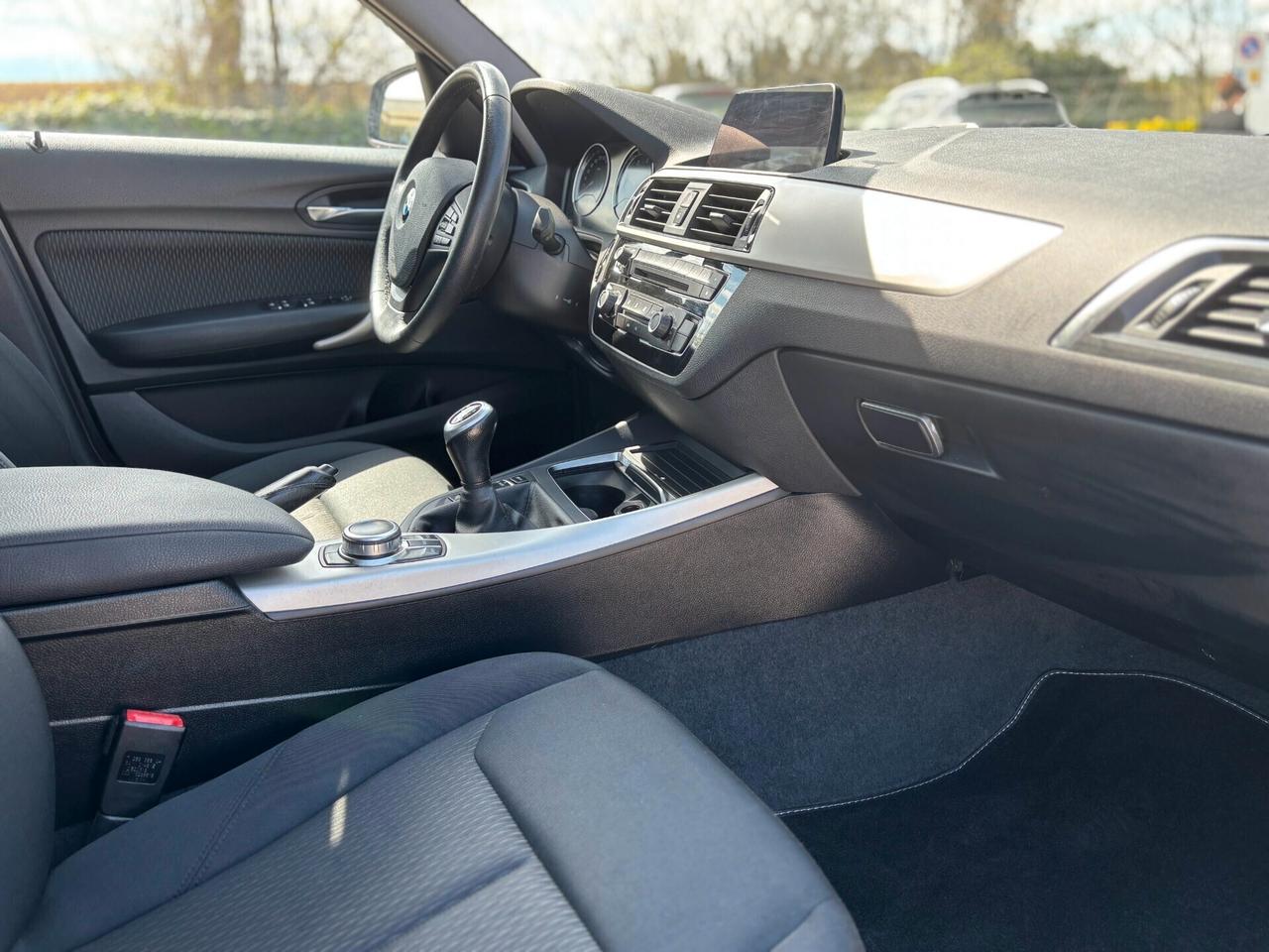 Bmw 120 120d 5p. Urban