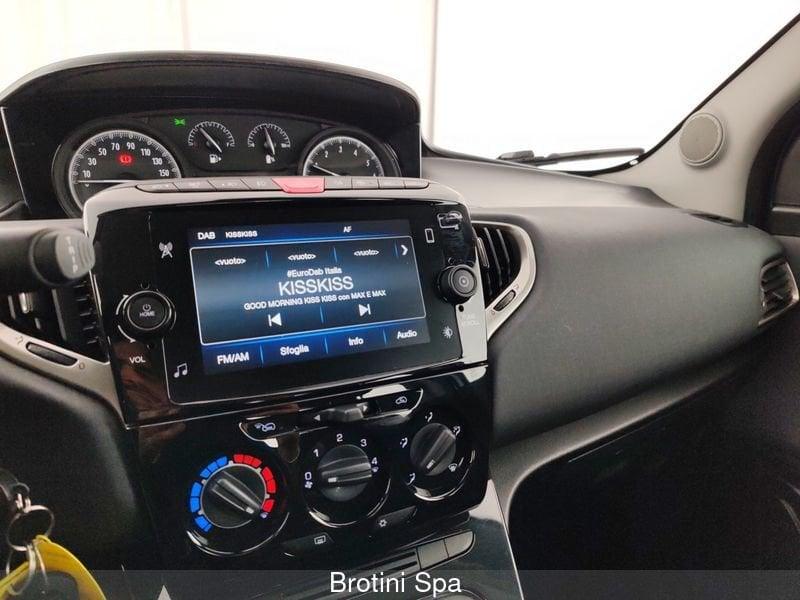 Lancia Ypsilon Ypsilon 1.0 FireFly 5 porte S&S Hybrid Ecochic Gold