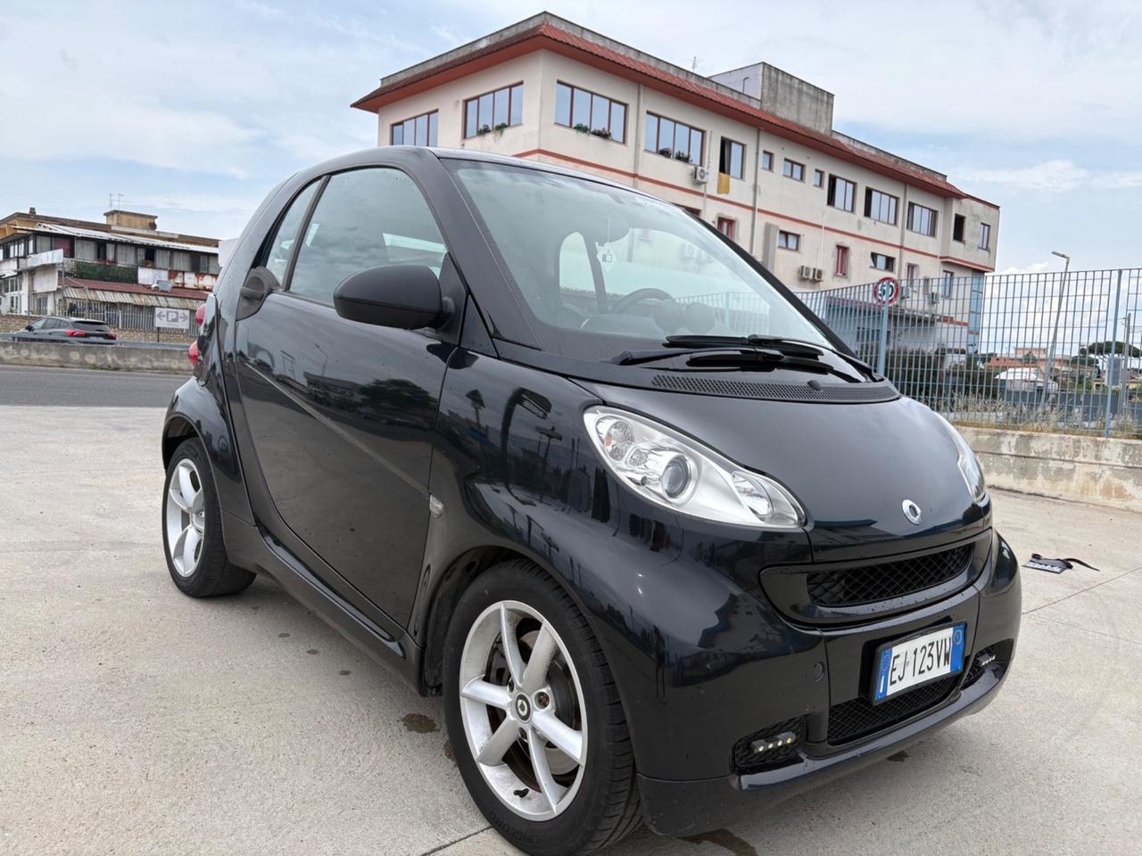 Smart ForTwo 1000 52 kW coupé pure