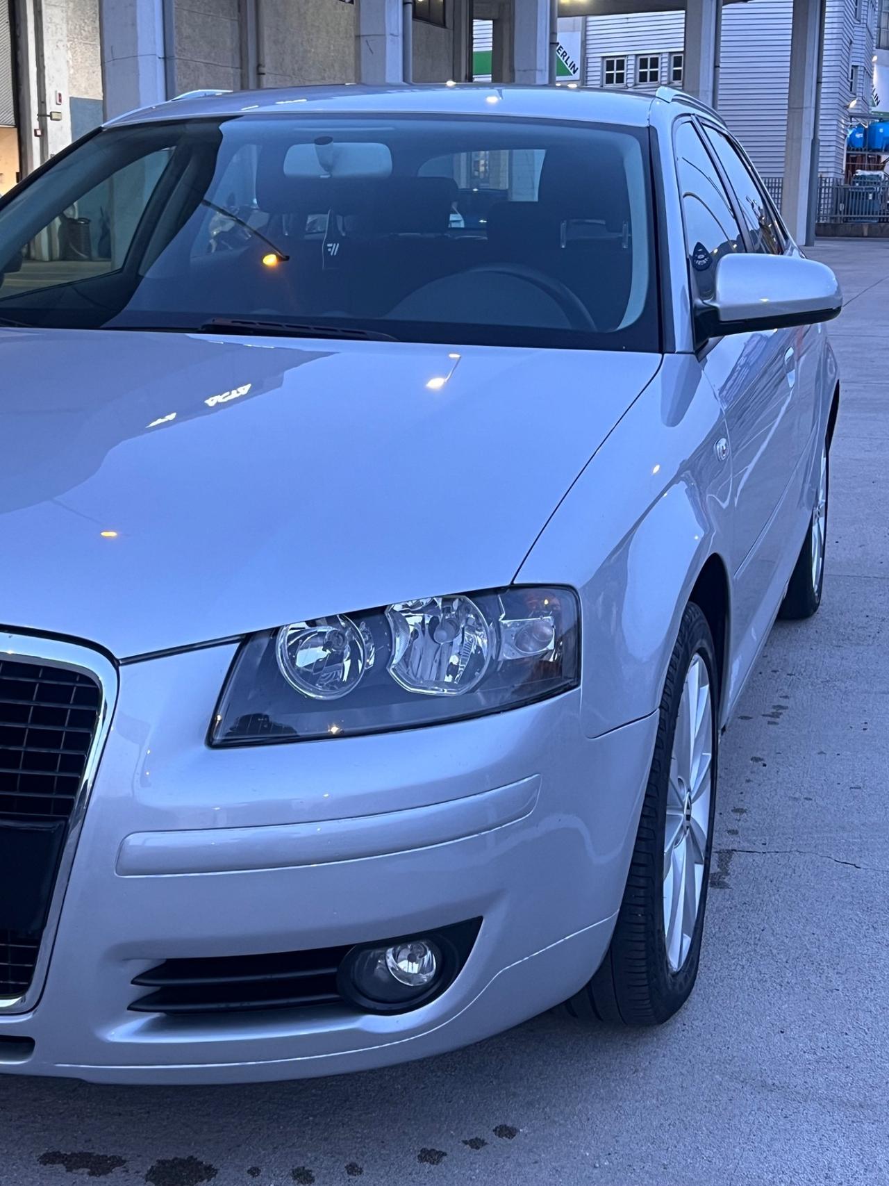 Audi A3 SPB 2.0 16V TDI Ambition unico PROPIETARIO