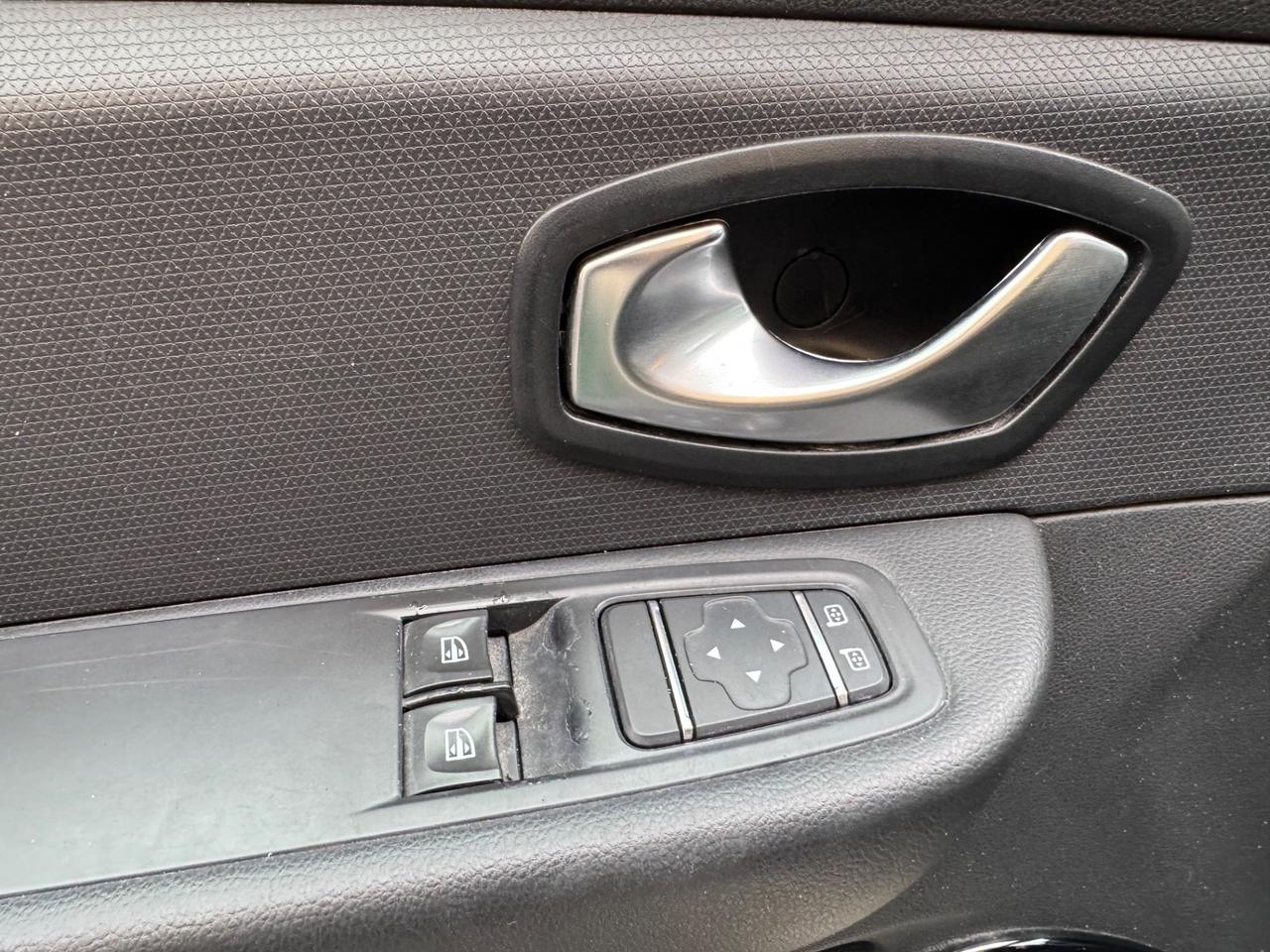 Renault Clio dCi 8V 75CV Start&Stop 5 porte Energy Life