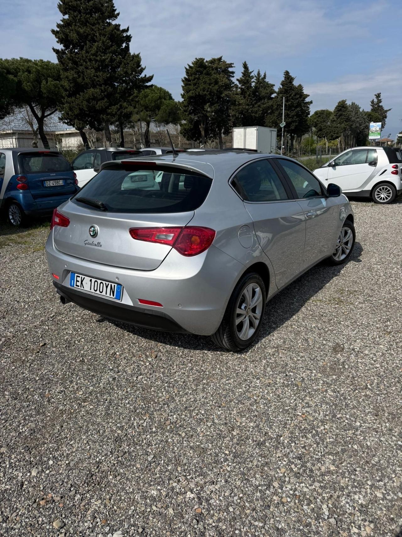 Alfa Romeo Giulietta 1.6 JTDm-2 105 CV Distinctive