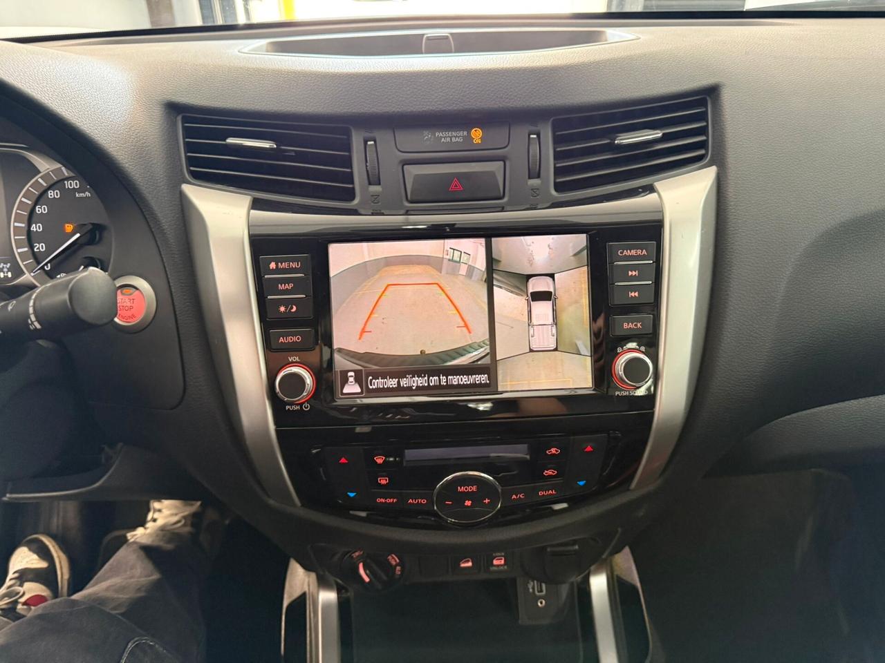 Nissan Navara 2.3 dCi 190 CV 7AT 4WD Double Cab N-Guard