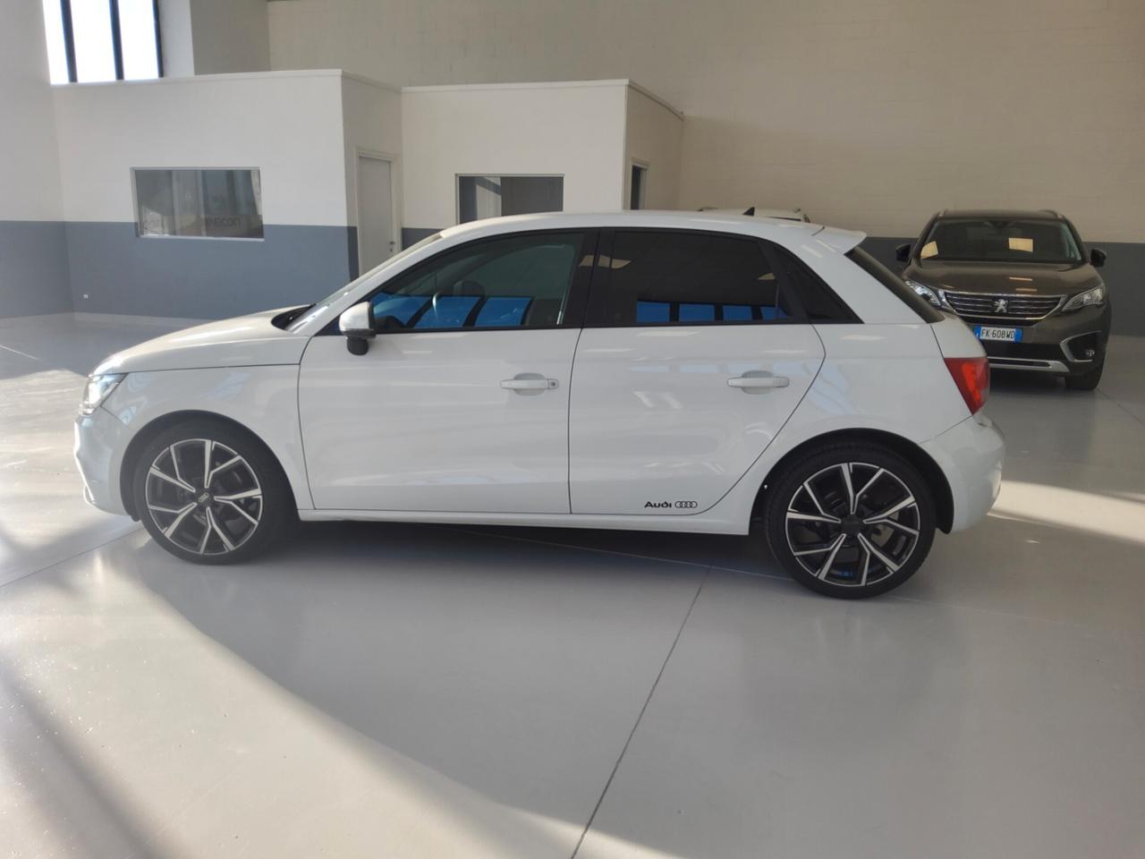 Audi A1 1.6 TDI S tronic line edition