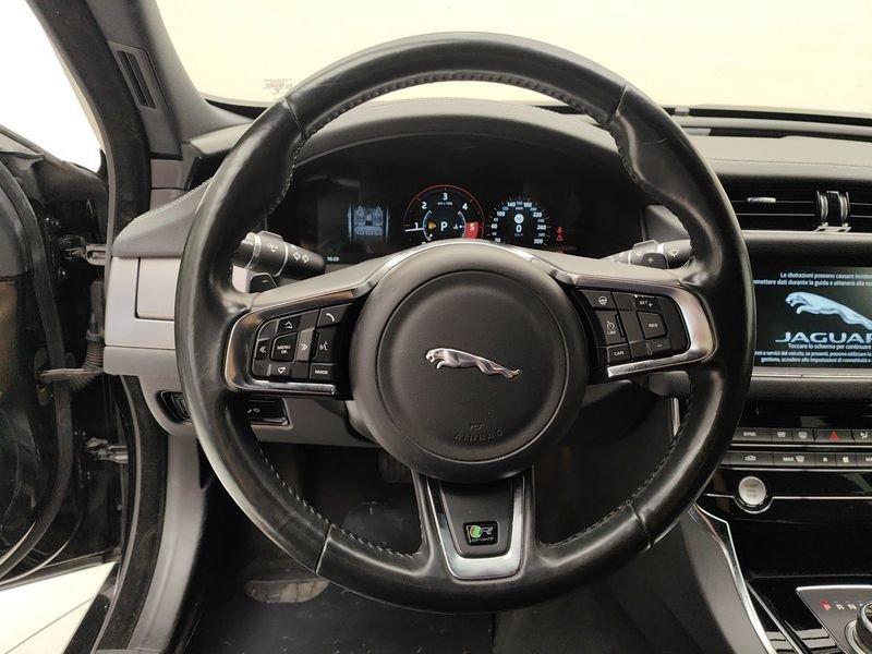 Jaguar XF II 2.0d R-Sport awd 180cv auto