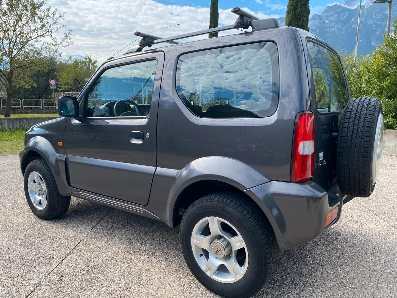 Suzuki Jimny 1.3i 16V cat 4WD Special >55000 Km