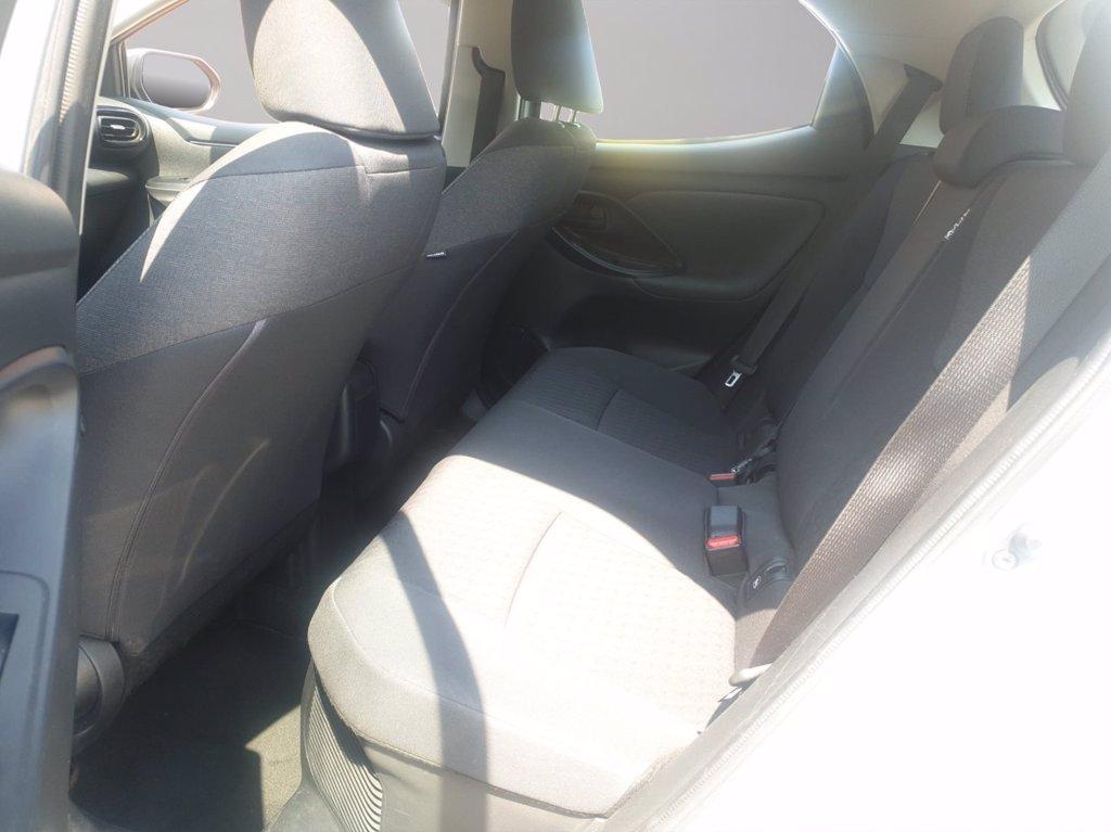 TOYOTA Yaris 1.5h trend del 2021