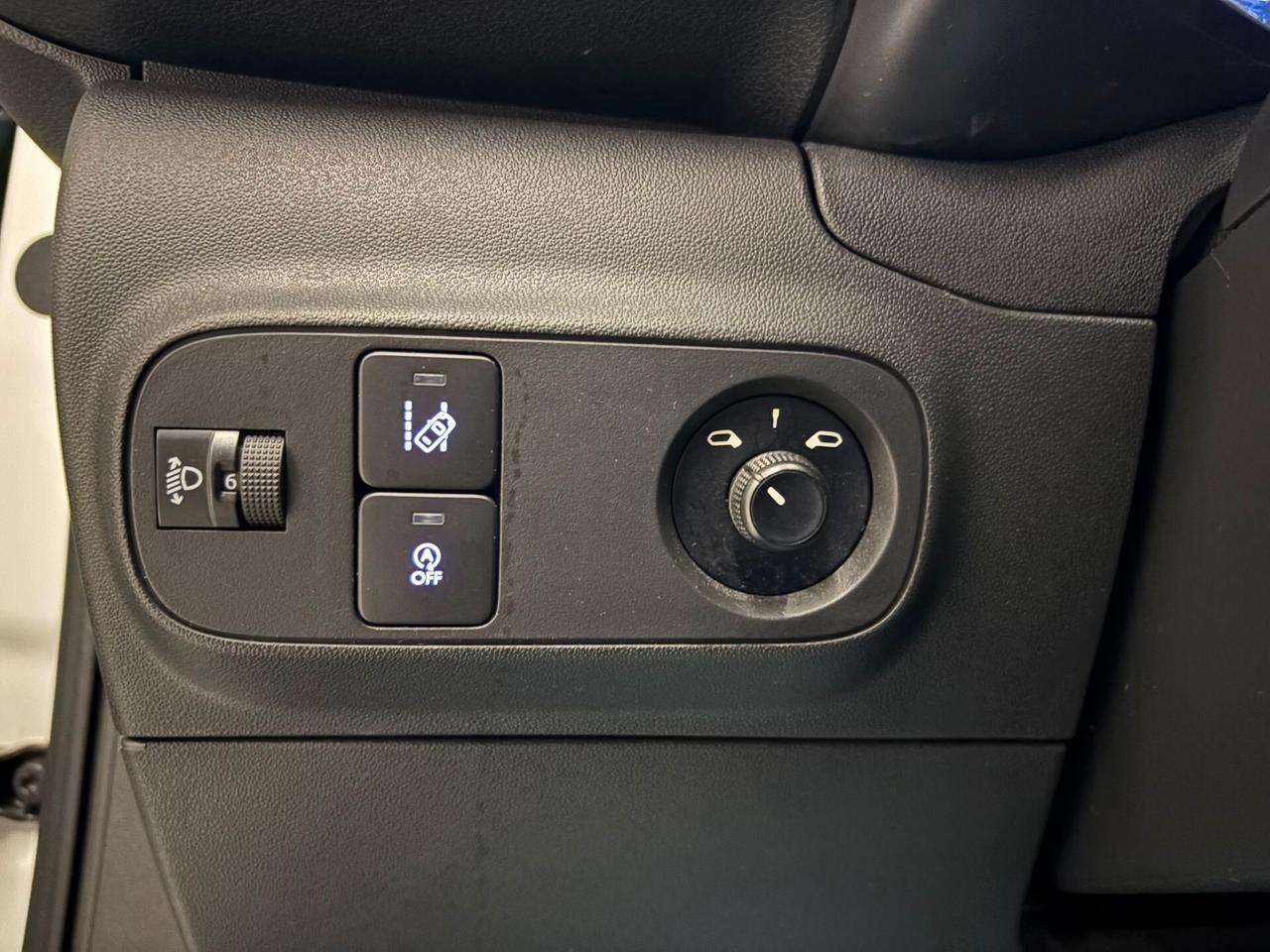 Citroen C3 1600cc BlueHDi 75cv Allestimento Shine