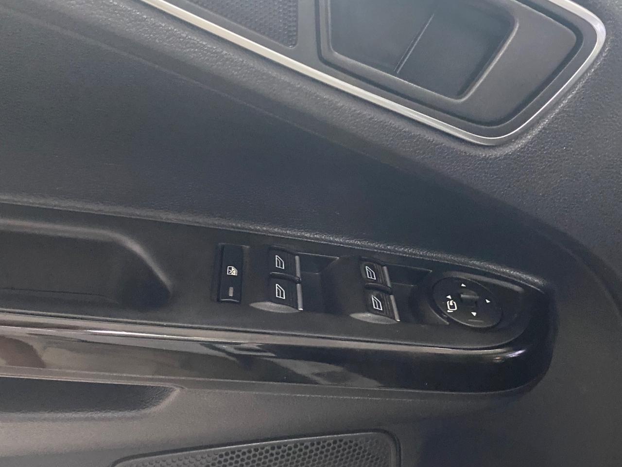 Ford B-Max BUSINESS TITANIUM
