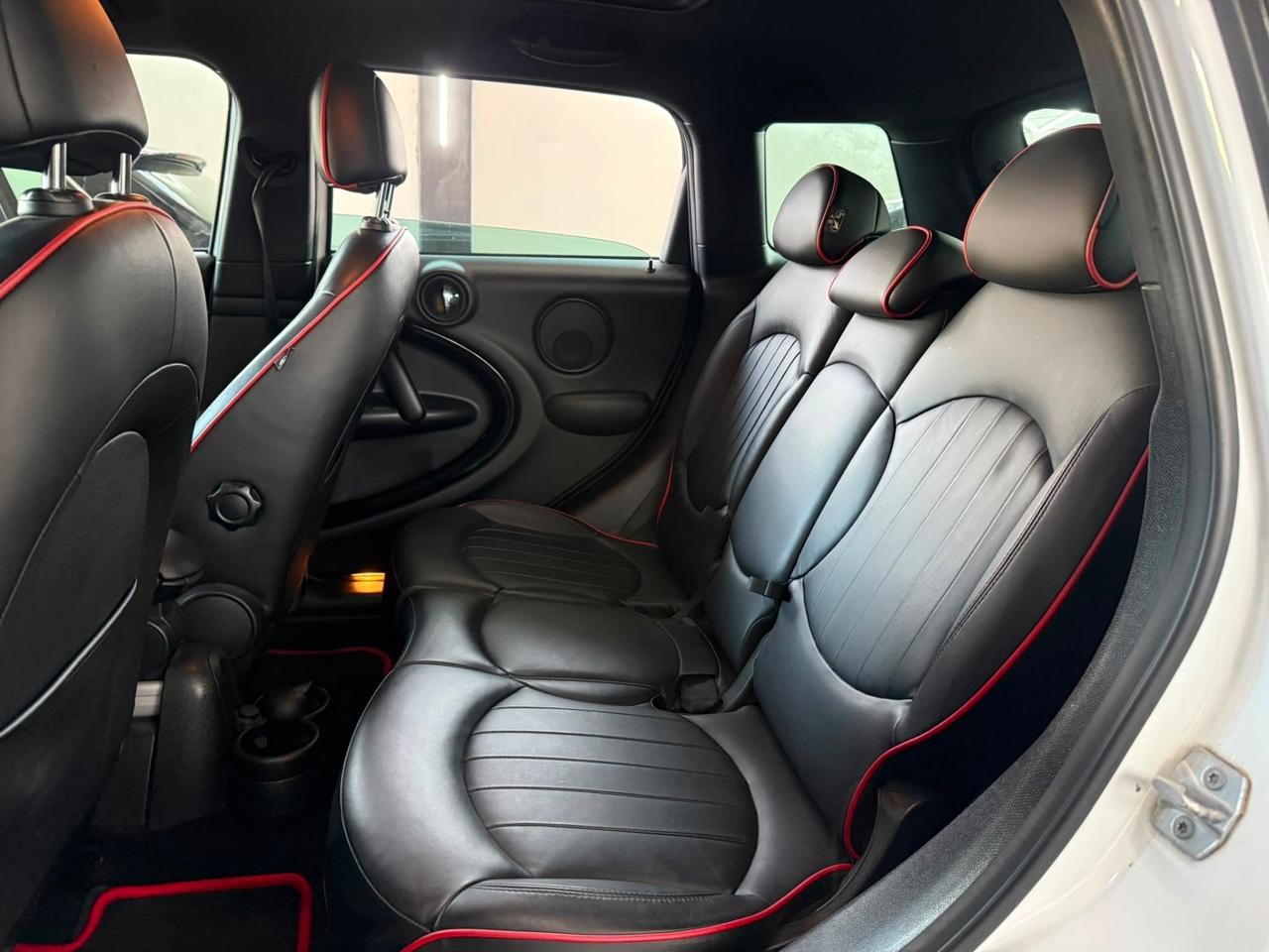 Mini JOHN COOPER WORKS Countryman 2.0SD 143CV ALL4
