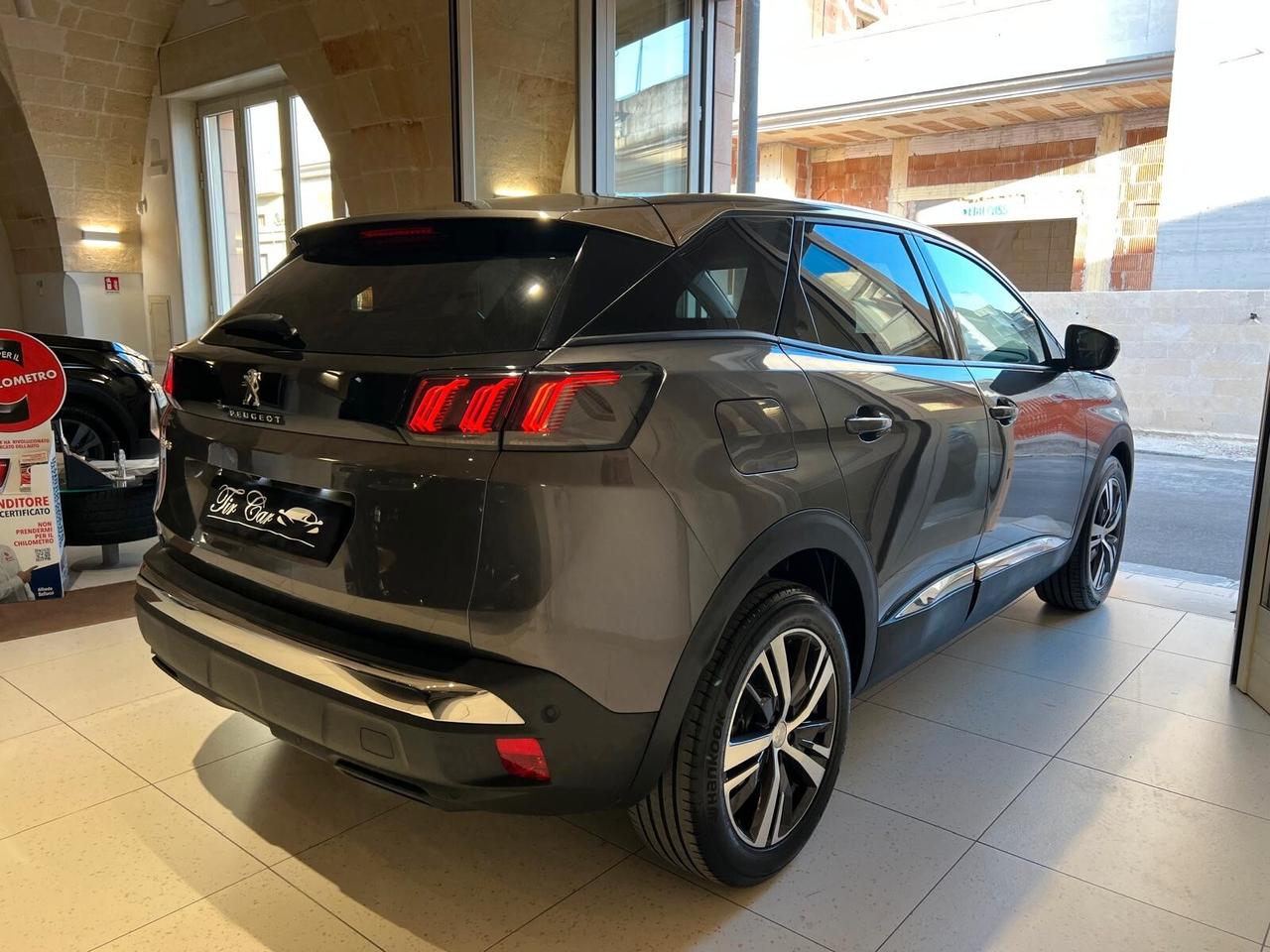 PEUGEOT 3008 ALLURE 1.5 130CV PELLE NAVI CAM ANNO 2022
