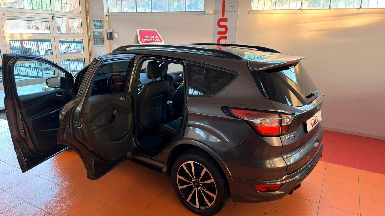 Ford Kuga 1.5 TDCI 120 CV S&S 2WD Powershift ST-Line