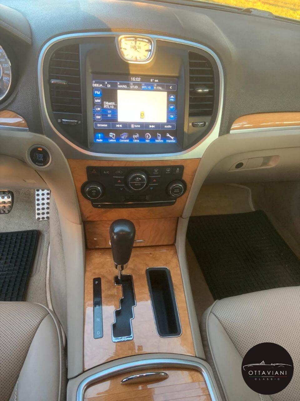 Lancia Thema Top conditions (book service)