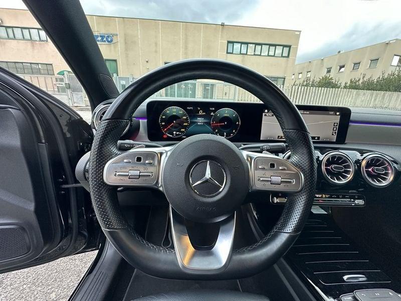 Mercedes-Benz Classe A A 180d 2.0 Automatic AMG Line Premium 116cv