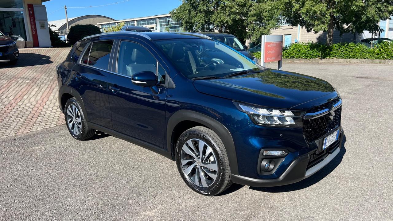 Suzuki S-Cross 1.4 Hybrid 4WD AllGrip Top+ star view