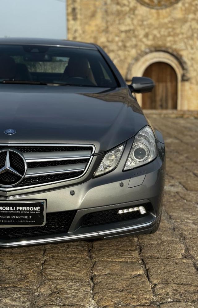 MERCEDES-BENZ E 350 CGI Coupé Avantgarde