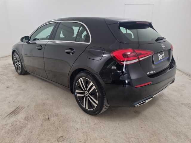 Mercedes-Benz A 180 A 180 d sport