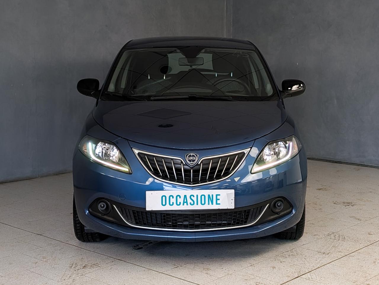 Lancia Ypsilon 1.0 Hybrid 70cv Silver