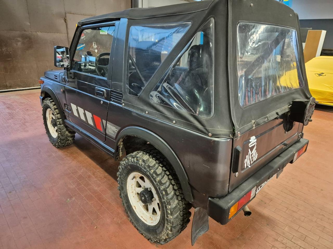 SUZUKI SJ413 4X4 - 1990