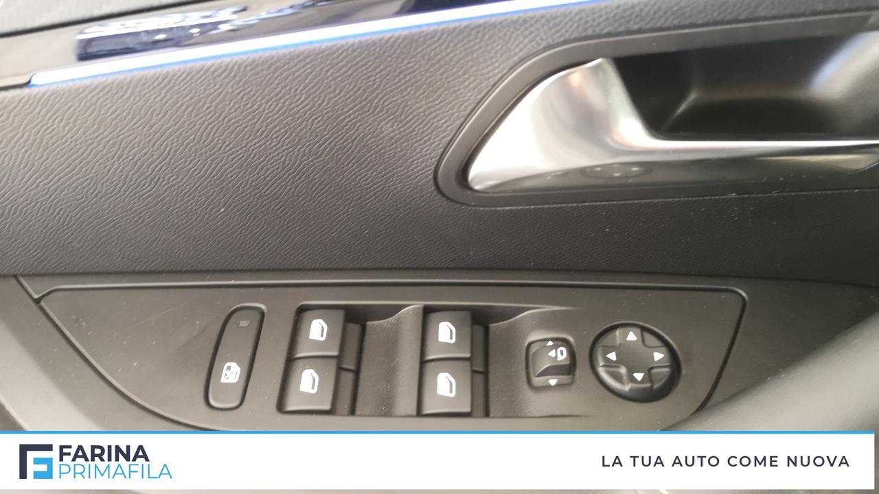 PEUGEOT 2008 II 2023 - 2008 1.2 hybrid GT 145cv e-dcs6