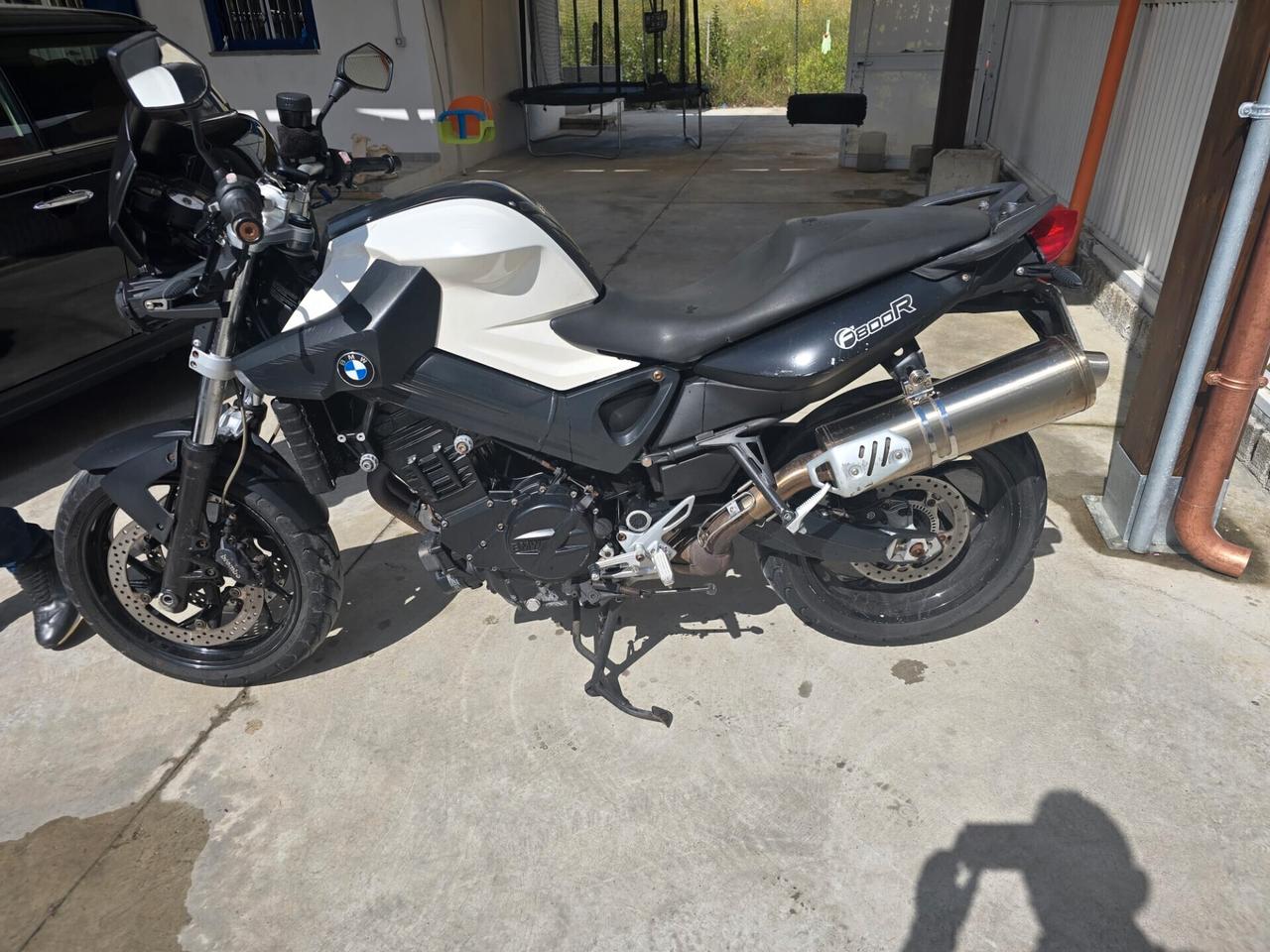 Bmw F800R CON BORSONI LATERALI