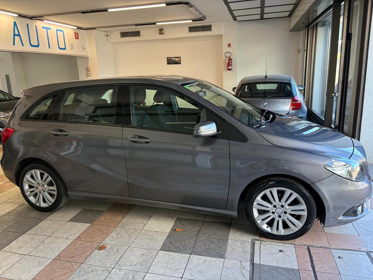 Mercedes-benz B 180 B 180 CDI Automatic Premium