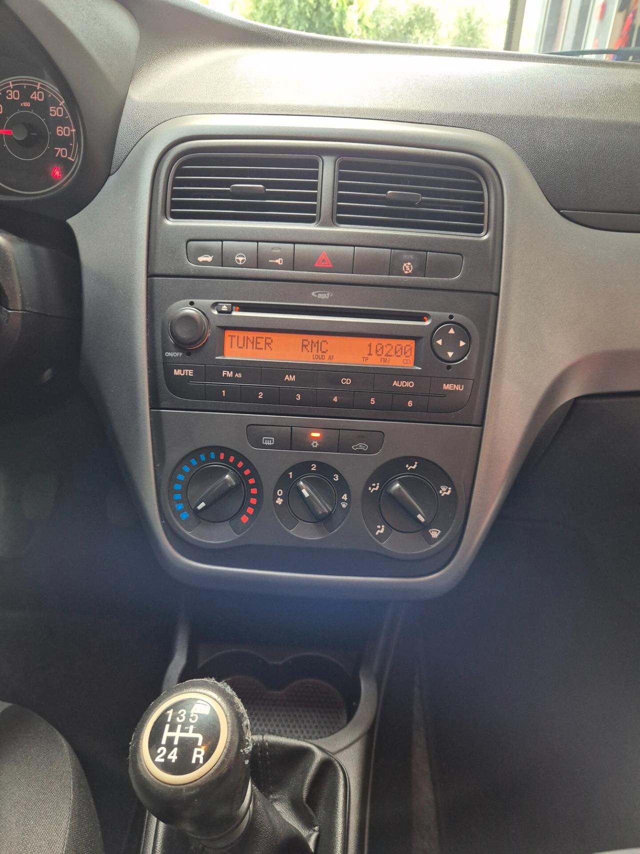 Fiat Grande Punto BENZINA NEO PATENTATI GARANZIA