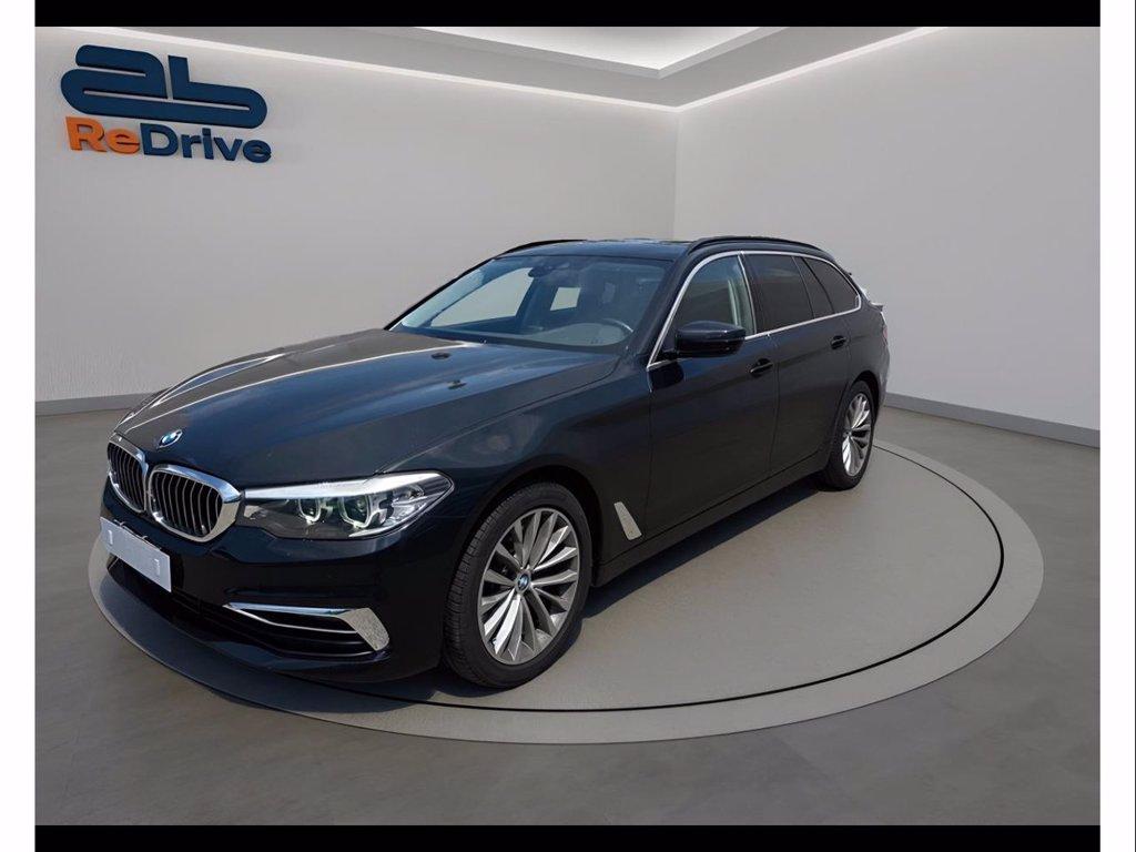 BMW 530i touring xdrive luxury auto del 2019