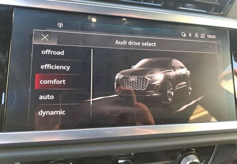 Audi Q3 SPB 35 TDI S tronic Identity Black