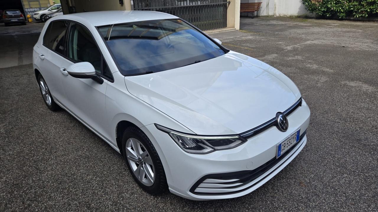 Volkswagen Golf 2.0 TDI SCR Style Neopatentati
