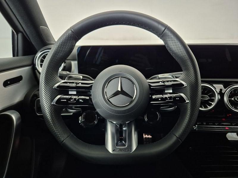 Mercedes-Benz Classe A - W177 2023 A AMG 35 Premium AMG 4matic auto