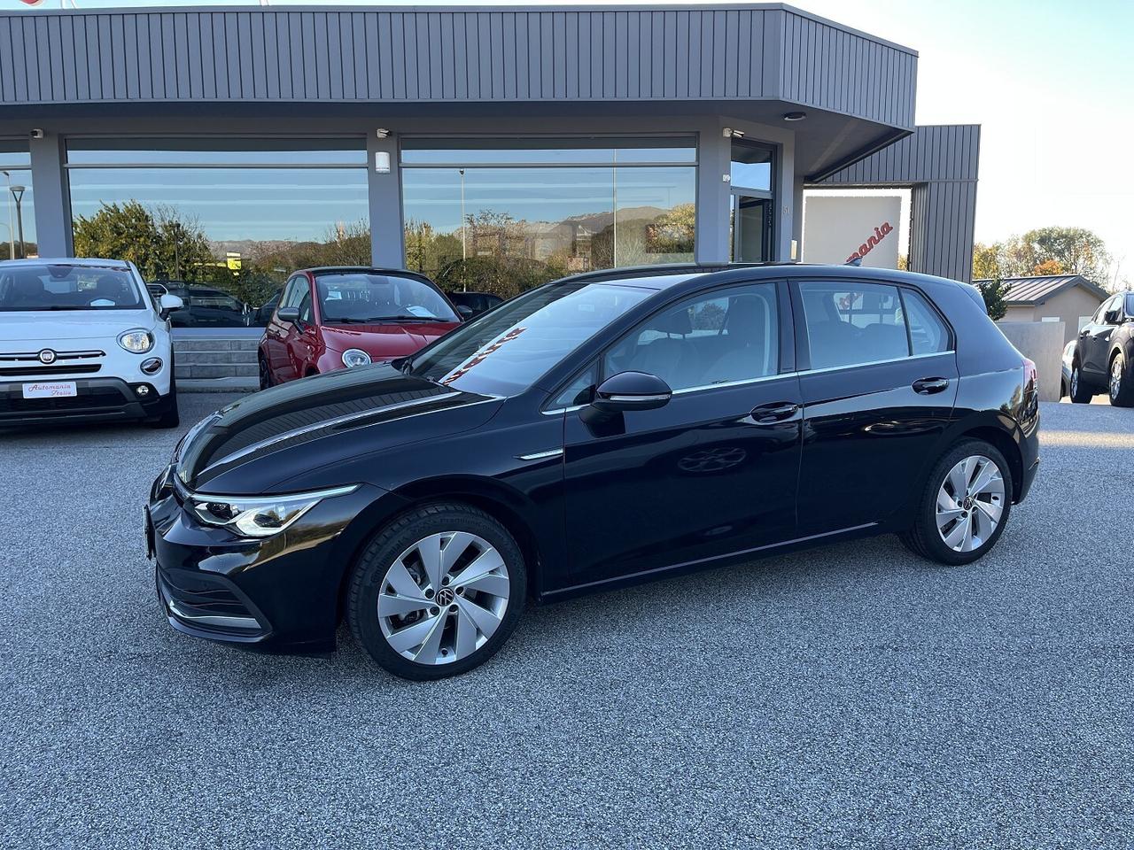 VW GOLF 8 2000 TDI 150 CV DSG