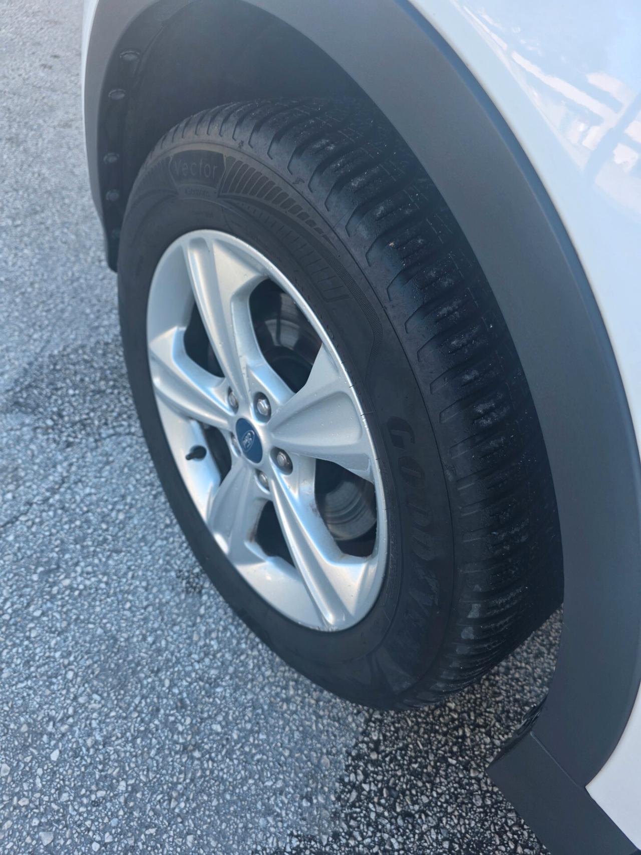 Ford Kuga Titanium km certificati