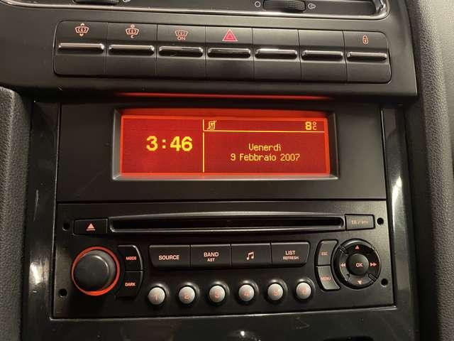 Peugeot 5008 1.6 e-hdi 110cv Allure Automatica + 7 Posti