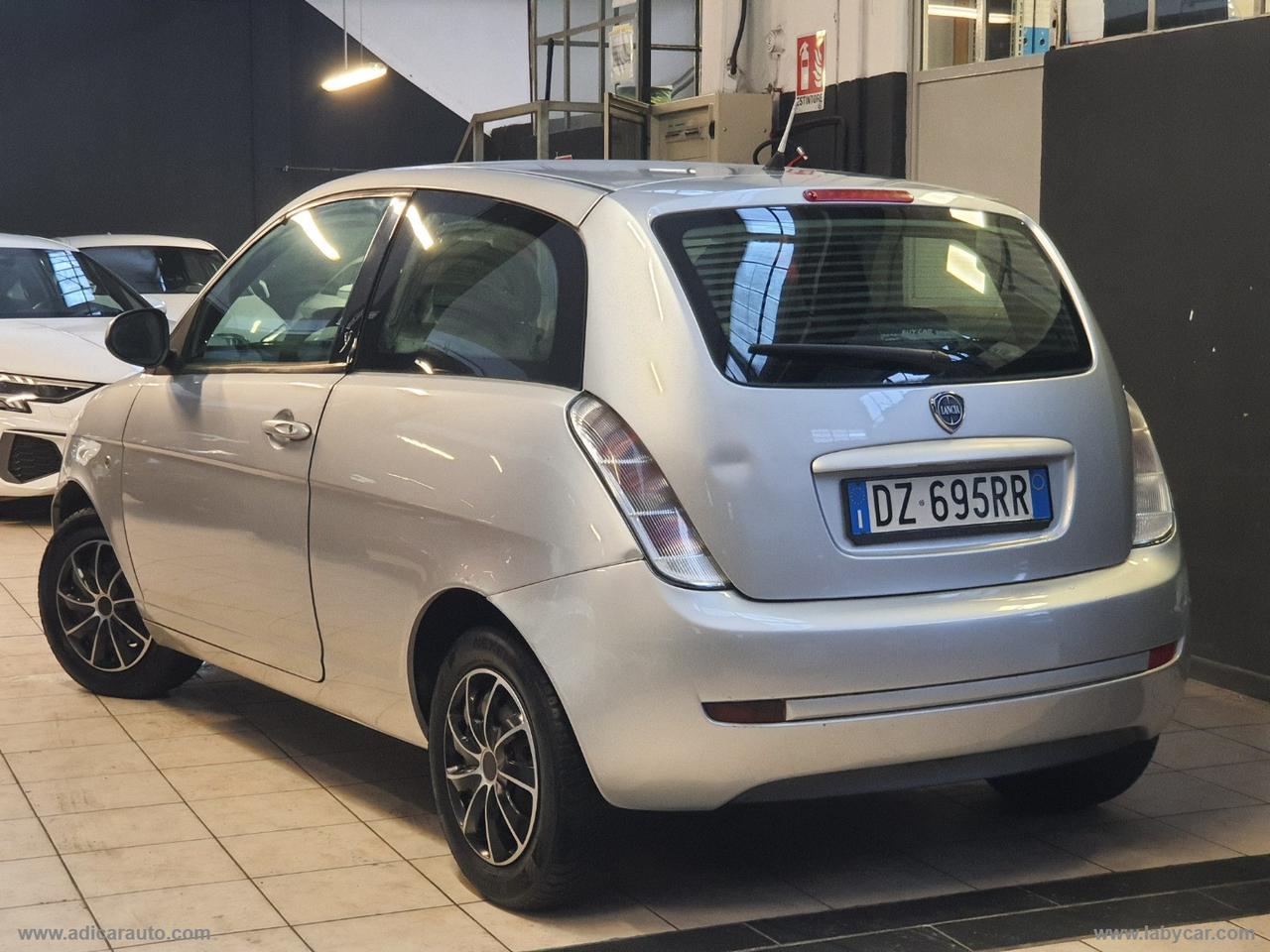 LANCIA Ypsilon 1.2 Argento