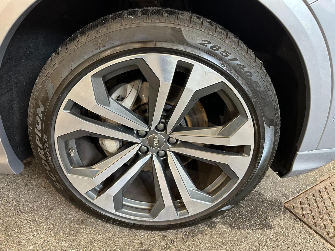 Audi Q8 55 3.0 TFSI MHEV Sport S-LINE Quattro Tiptronic"FARI MATRIX"