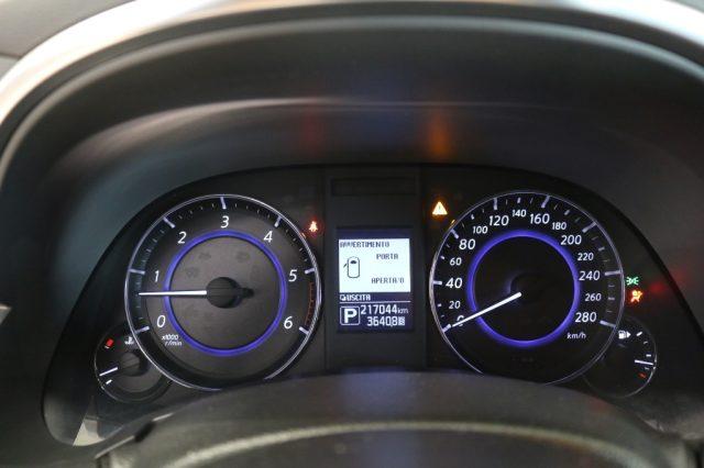 INFINITI QX70 3.0 diesel V6 AT S Premium